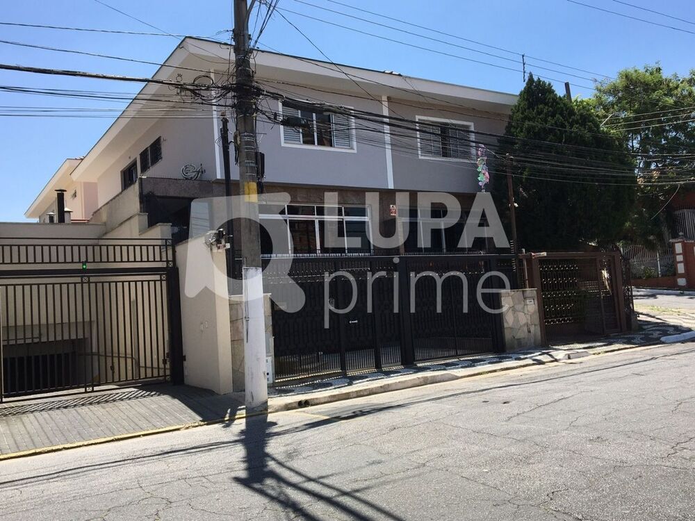 Casa, 3 quartos, 240 m² - Foto 1