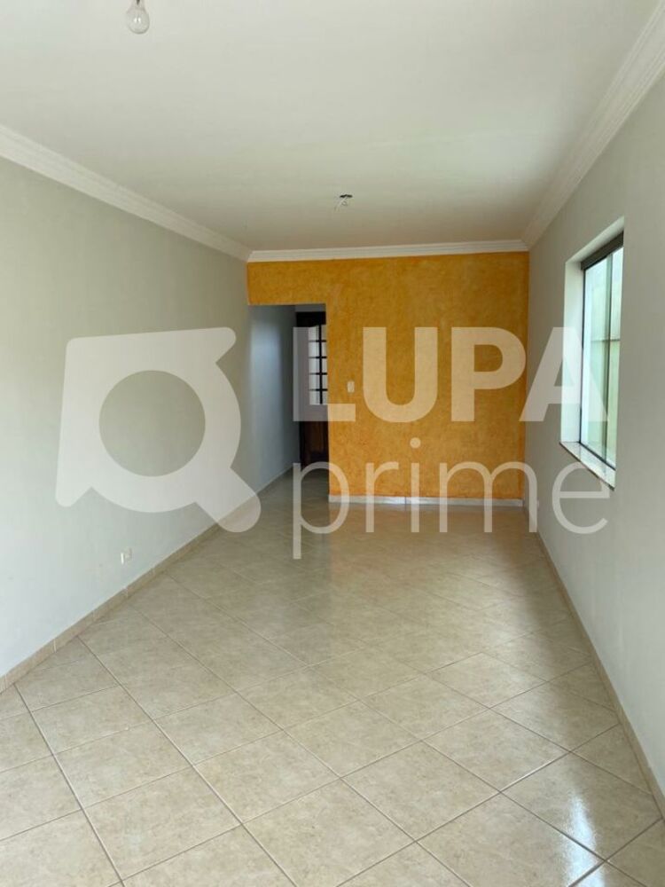 Casa, 3 quartos, 135 m² - Foto 1