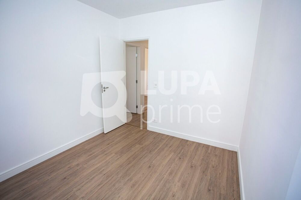Apartamento à venda com 3 quartos, 94m² - Foto 11