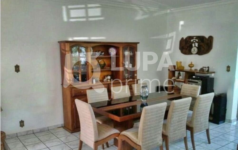 Casa, 4 quartos, 440 m² - Foto 3