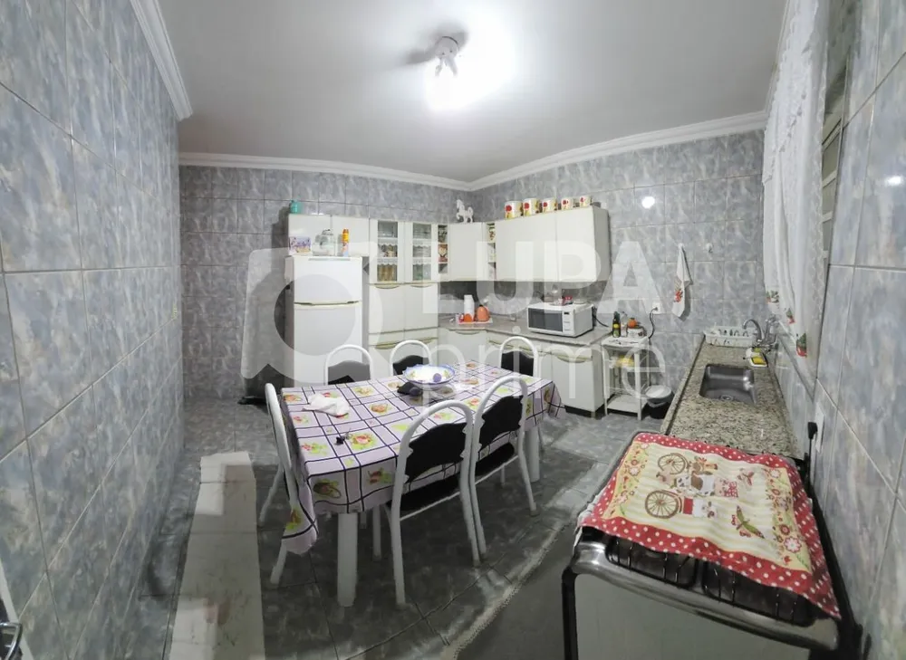 Casa, 4 quartos, 250 m² - Foto 7