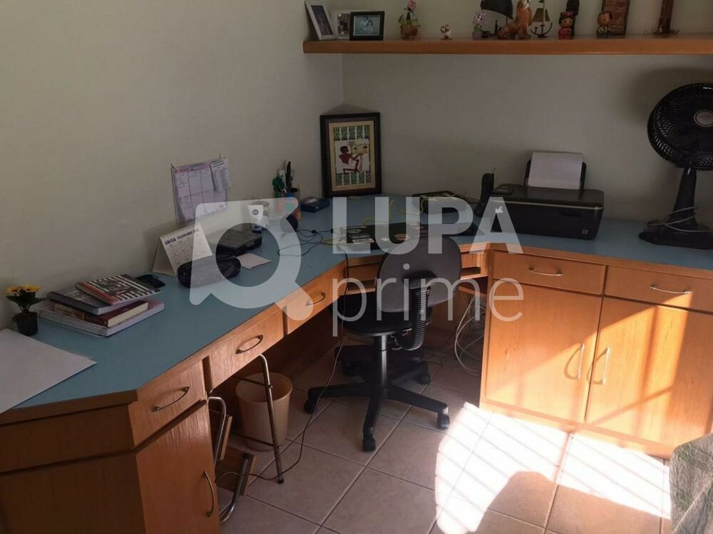 Casa à venda com 3 quartos, 127m² - Foto 4