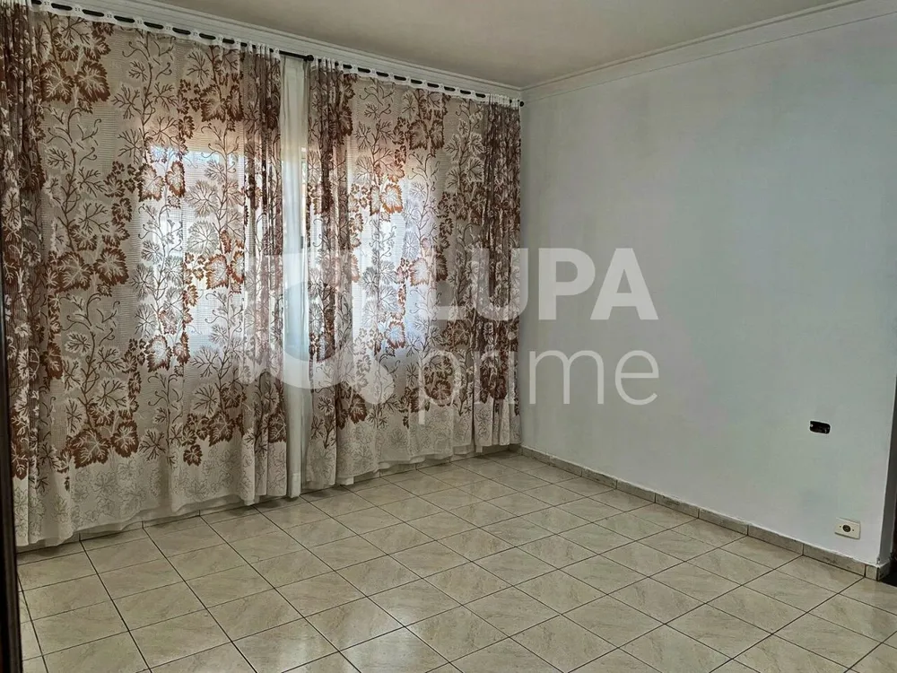 Casa, 3 quartos, 218 m² - Foto 1