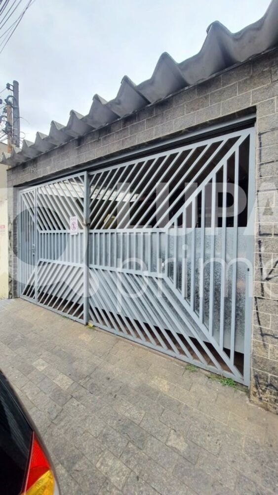 Casa à venda com 3 quartos, 120m² - Foto 1