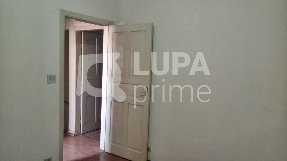 Casa à venda com 4 quartos, 314m² - Foto 4