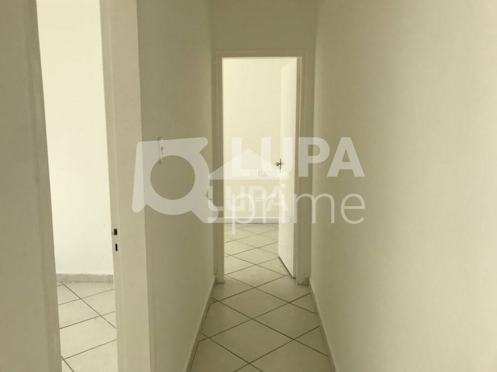Apartamento para alugar com 1 quarto, 45m² - Foto 11