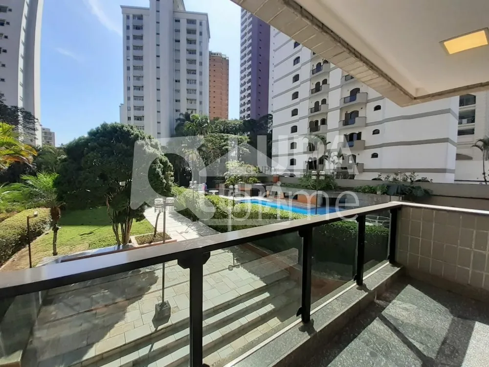 Apartamento, 4 quartos, 260 m² - Foto 1