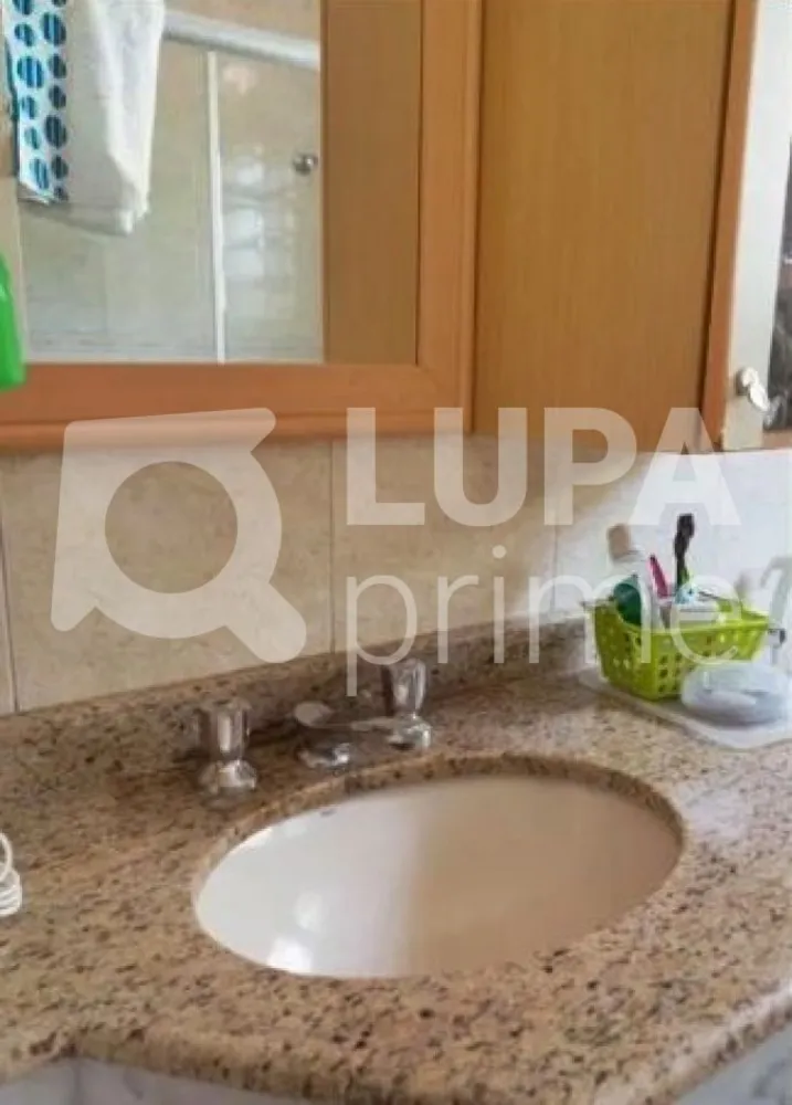 Casa, 3 quartos, 274 m² - Foto 2