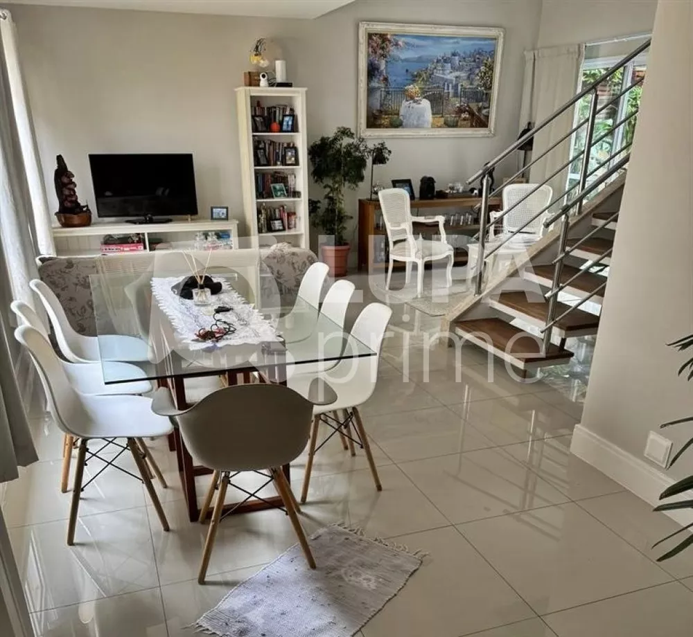 Casa à venda com 3 quartos, 247m² - Foto 2