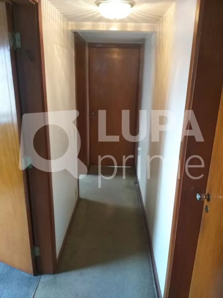 Apartamento à venda com 3 quartos, 139m² - Foto 7