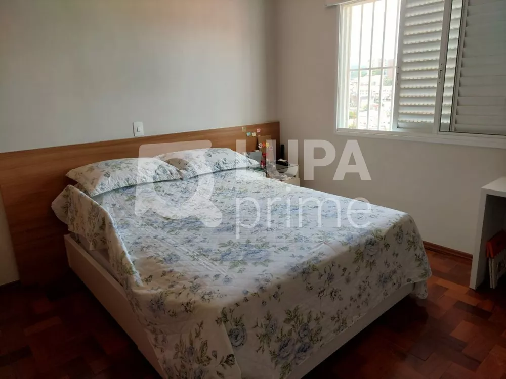 Casa à venda com 4 quartos, 220m² - Foto 3