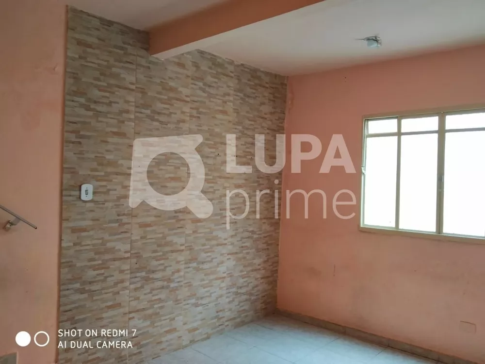 Casa à venda com 4 quartos, 160m² - Foto 3