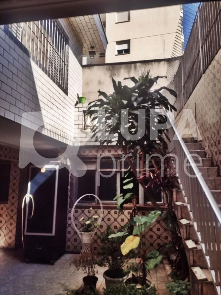 Casa, 3 quartos, 220 m² - Foto 1