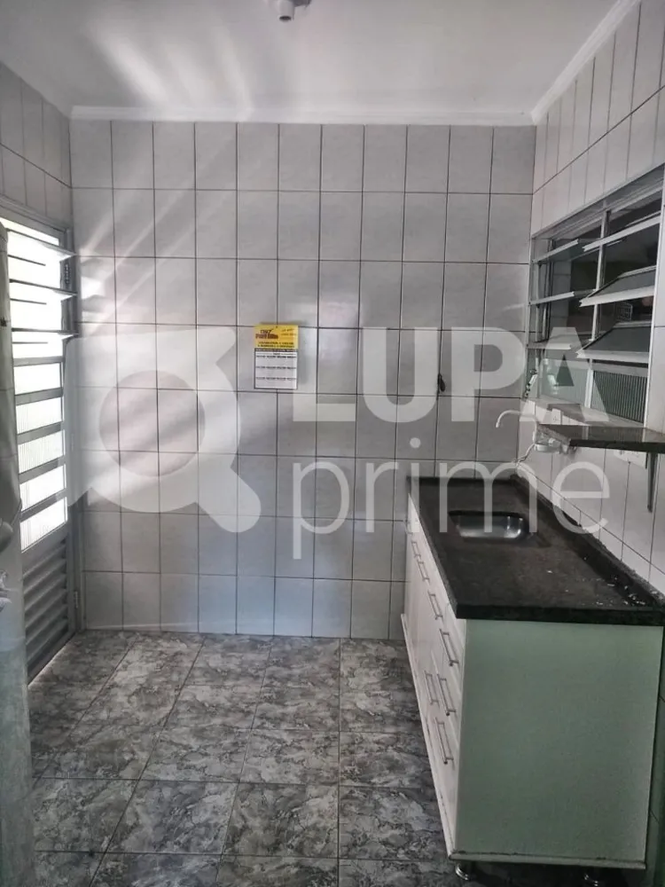 Casa, 7 quartos, 192 m² - Foto 2