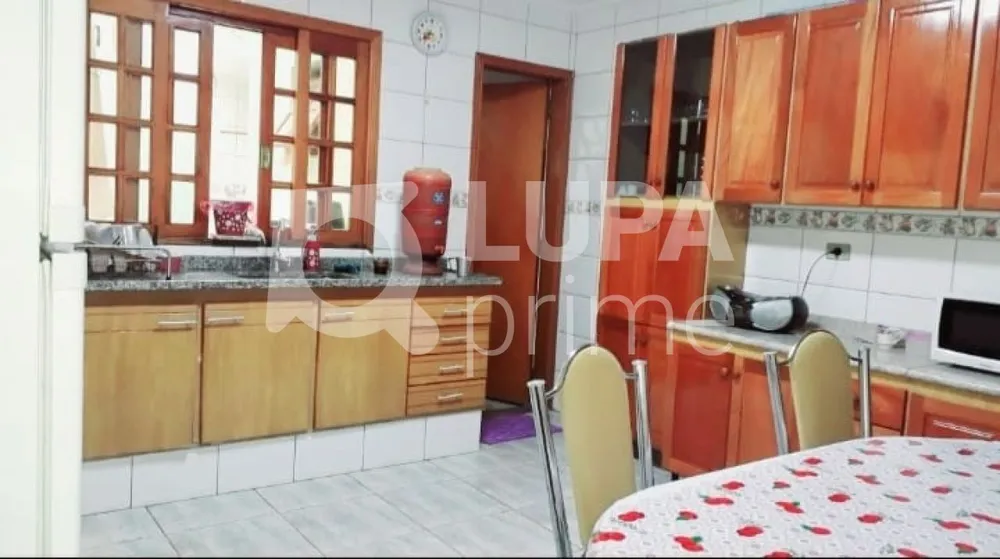 Casa, 3 quartos, 176 m² - Foto 9