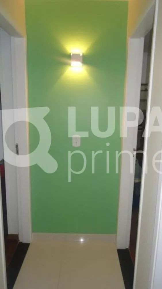 Apartamento à venda com 3 quartos, 90m² - Foto 1