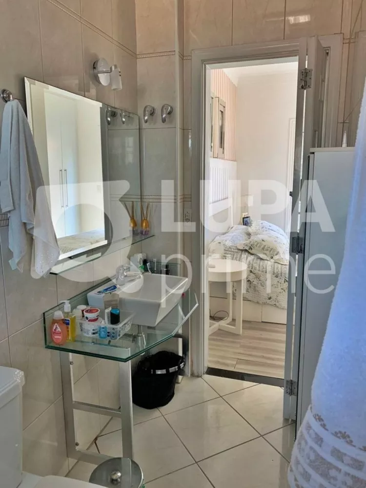 Casa, 3 quartos, 194 m² - Foto 2