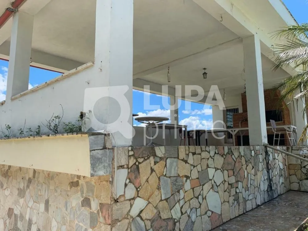 Casa, 3 quartos, 400 m² - Foto 1