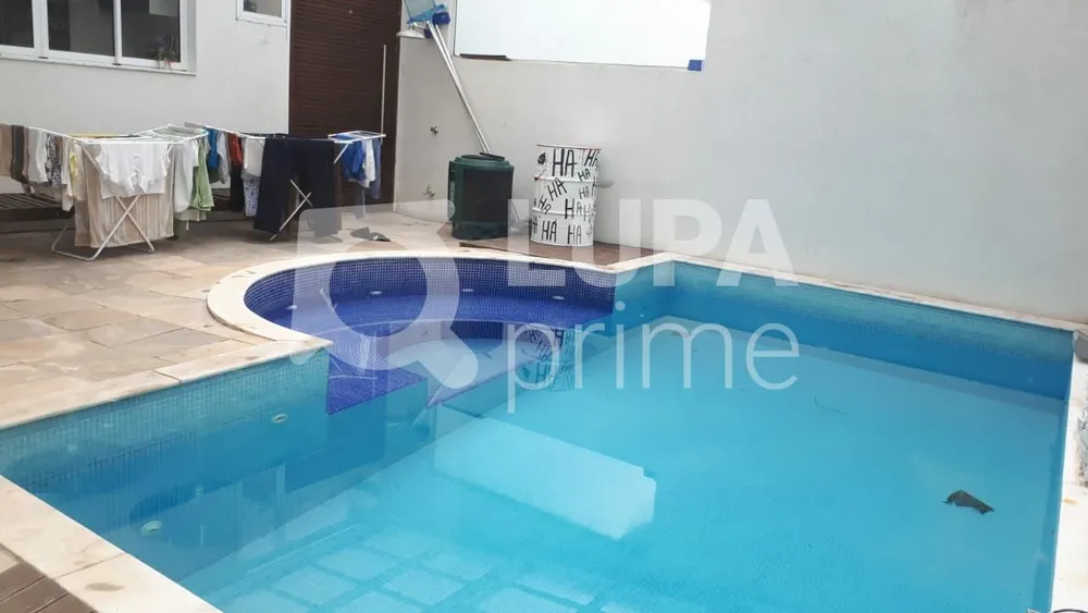 Casa, 4 quartos, 300 m² - Foto 4