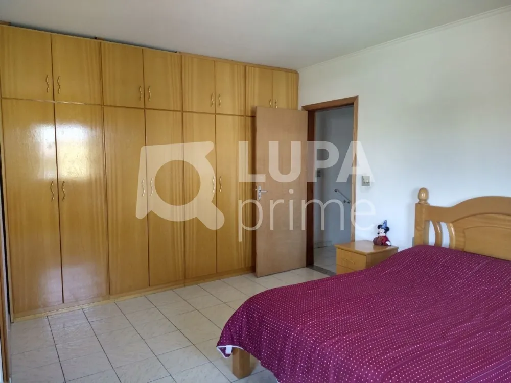 Casa, 3 quartos, 338 m² - Foto 2