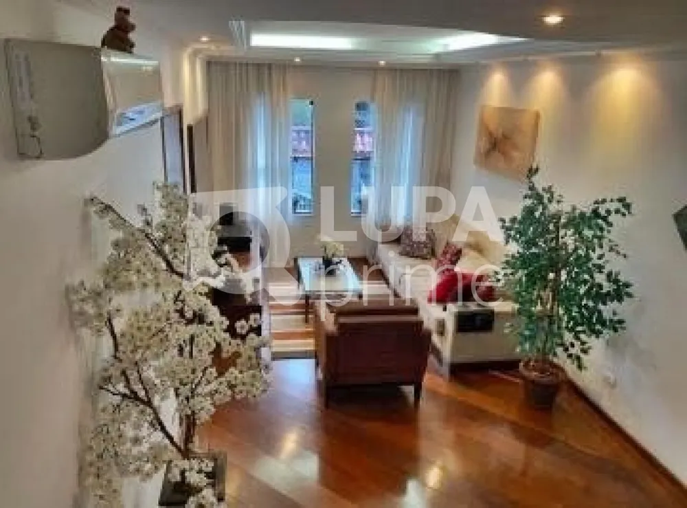 Casa, 4 quartos, 186 m² - Foto 1