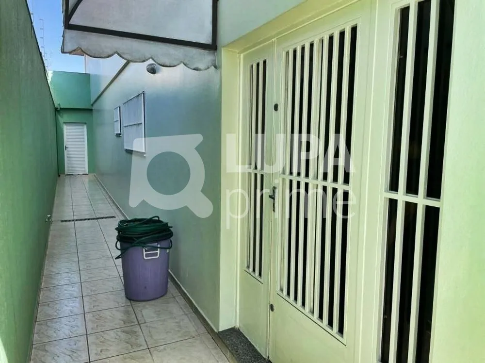 Casa, 3 quartos, 208 m² - Foto 4