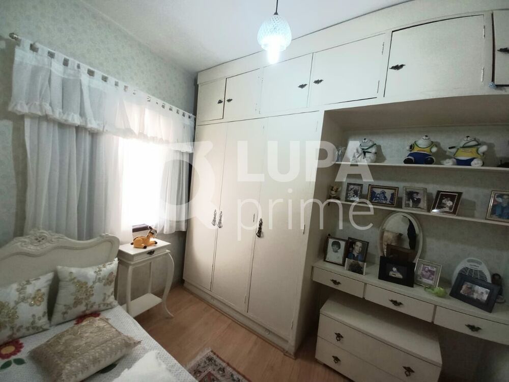 Casa Comercial para alugar com 3 quartos, 170m² - Foto 2