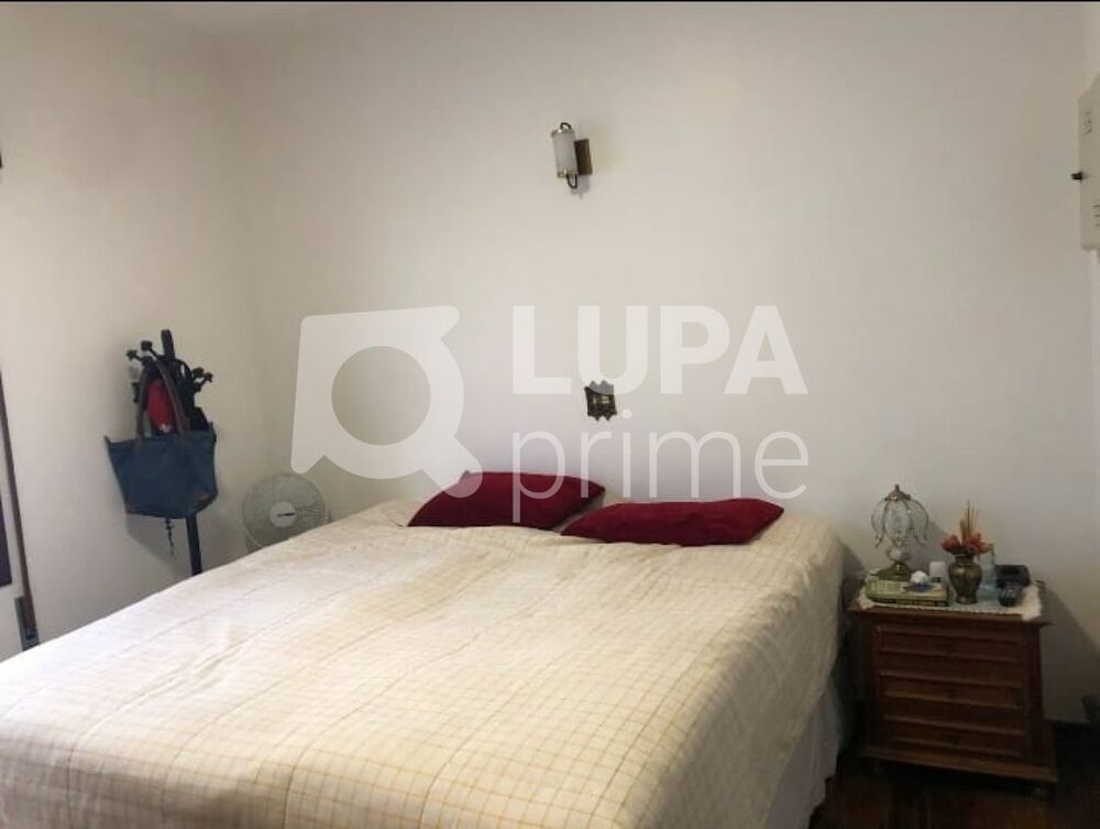 Casa para alugar com 3 quartos, 240m² - Foto 6