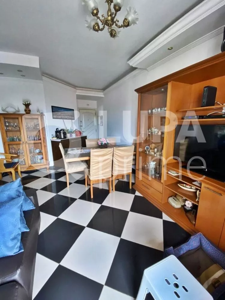 Apartamento à venda com 3 quartos, 74m² - Foto 1