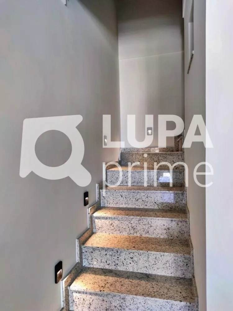 Casa à venda com 3 quartos, 129m² - Foto 2