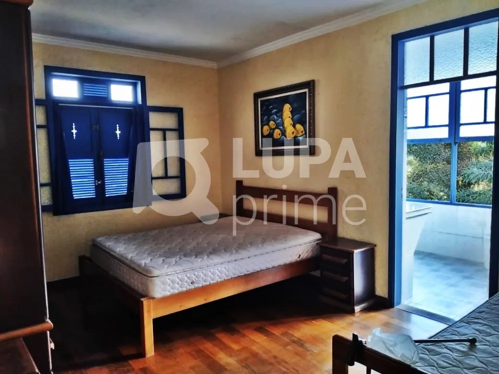 Casa, 3 quartos, 250 m² - Foto 8