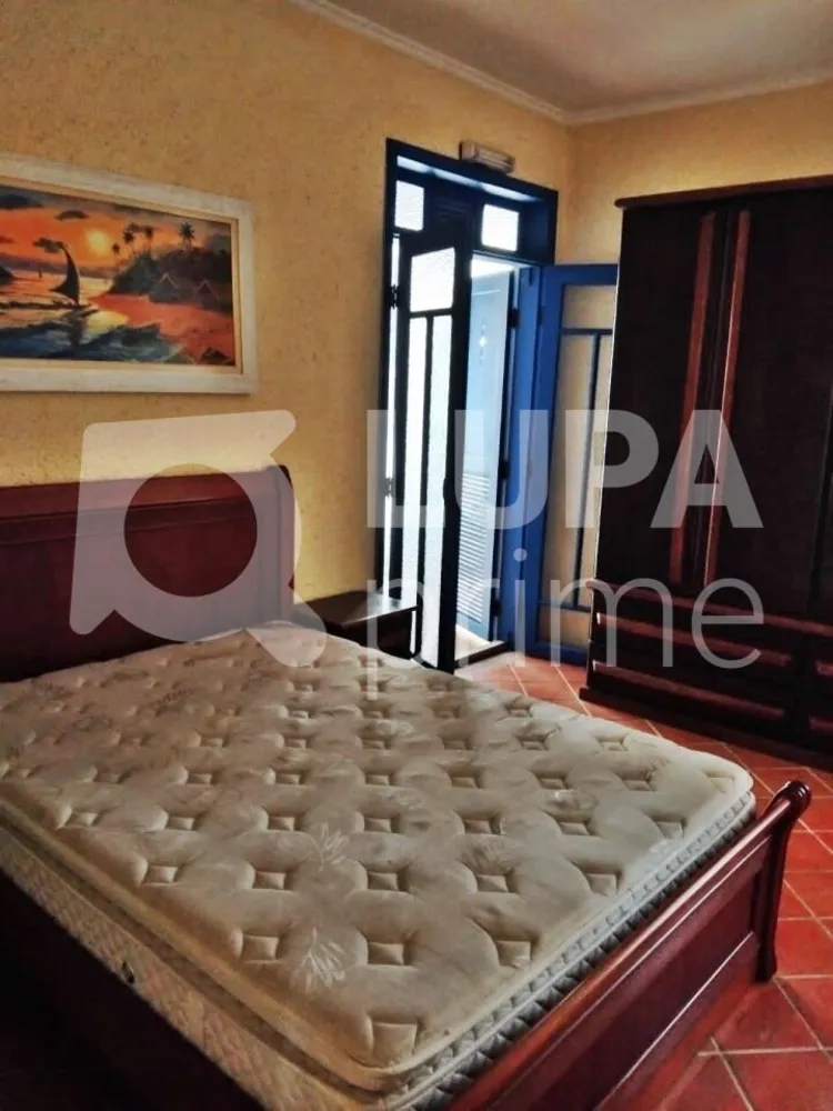 Casa, 3 quartos, 250 m² - Foto 11