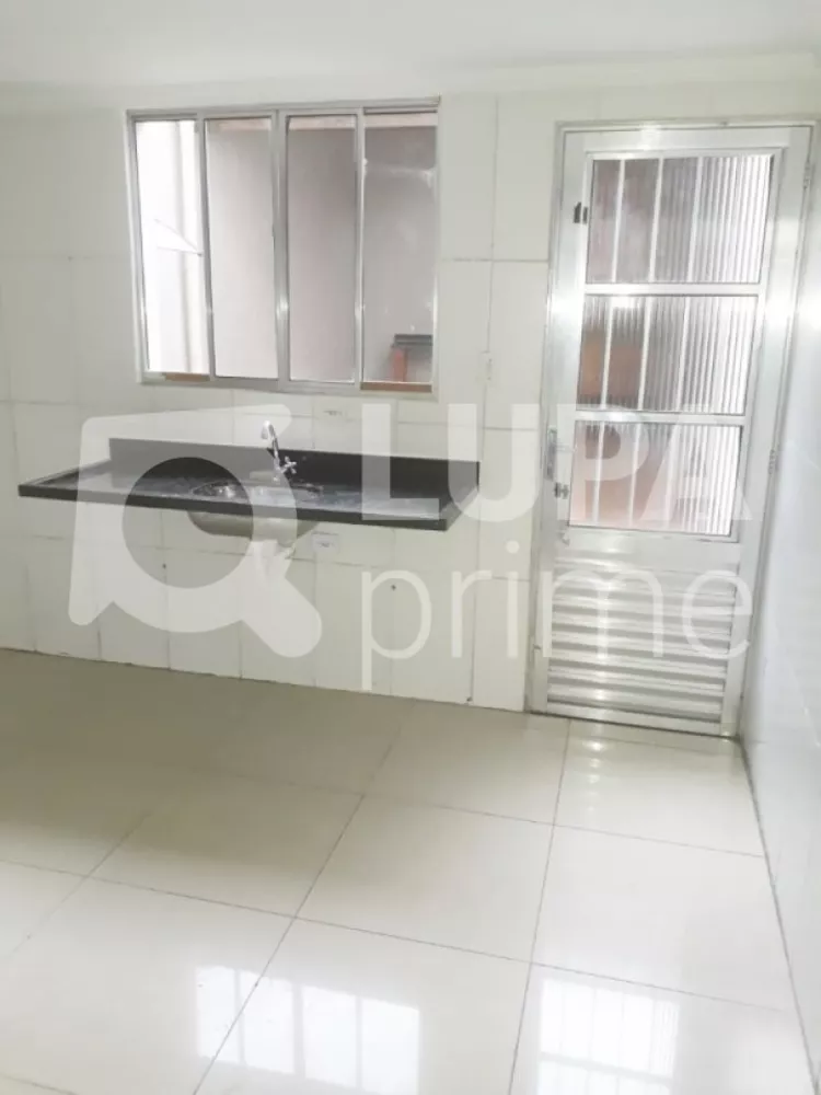 Casa, 3 quartos, 66 m² - Foto 1