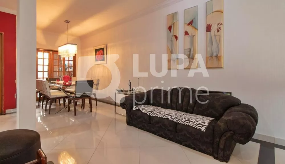 Casa à venda com 4 quartos, 102m² - Foto 9