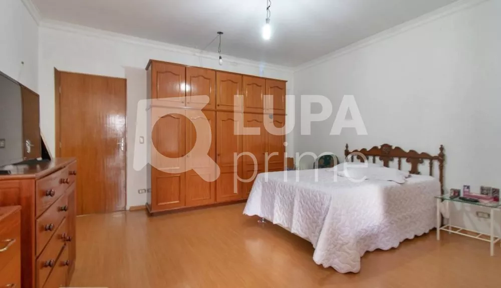 Casa à venda com 4 quartos, 102m² - Foto 11