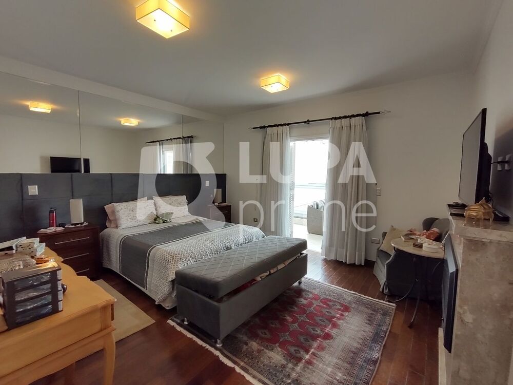 Casa à venda com 4 quartos, 370m² - Foto 11