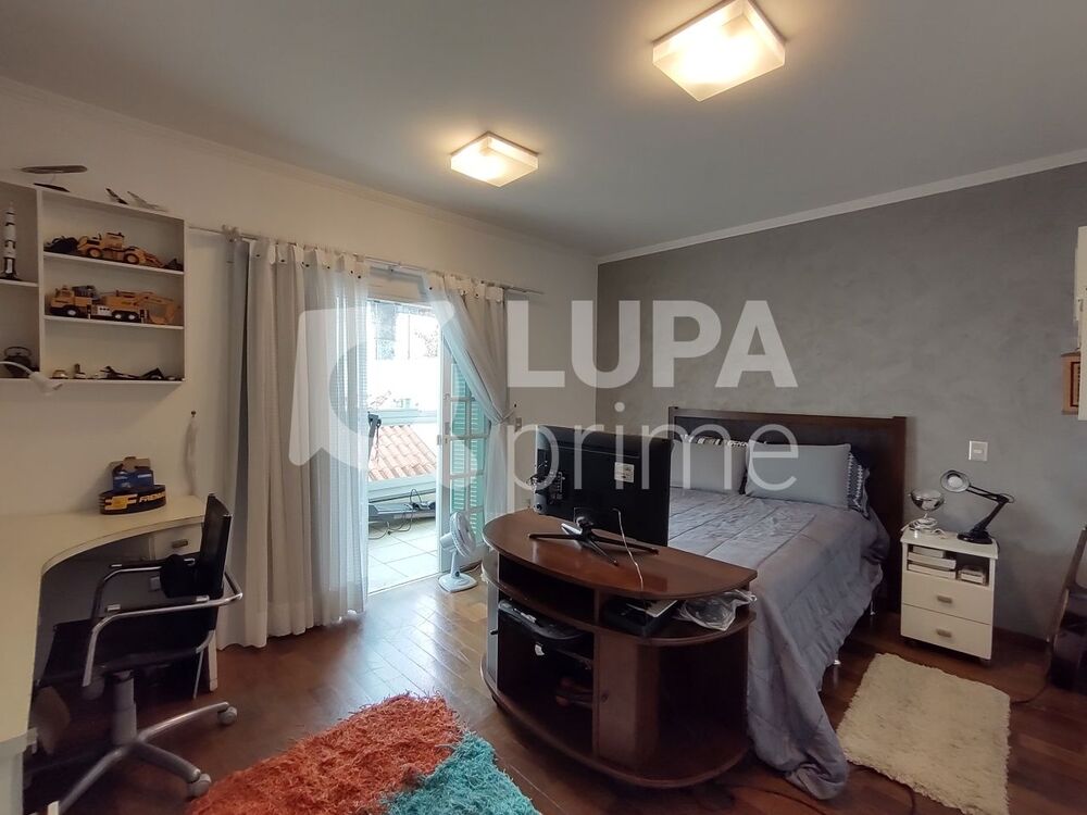 Casa à venda com 4 quartos, 370m² - Foto 15