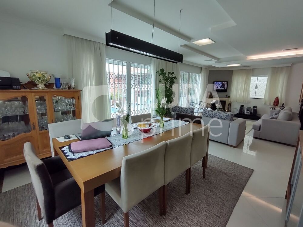 Casa à venda com 4 quartos, 370m² - Foto 5