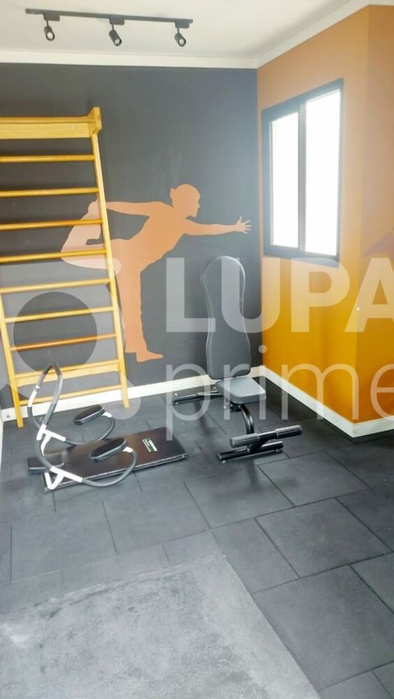 Apartamento à venda com 2 quartos, 45m² - Foto 2