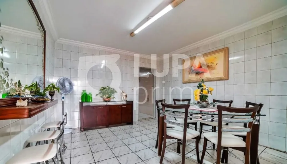Casa, 6 quartos, 220 m² - Foto 9