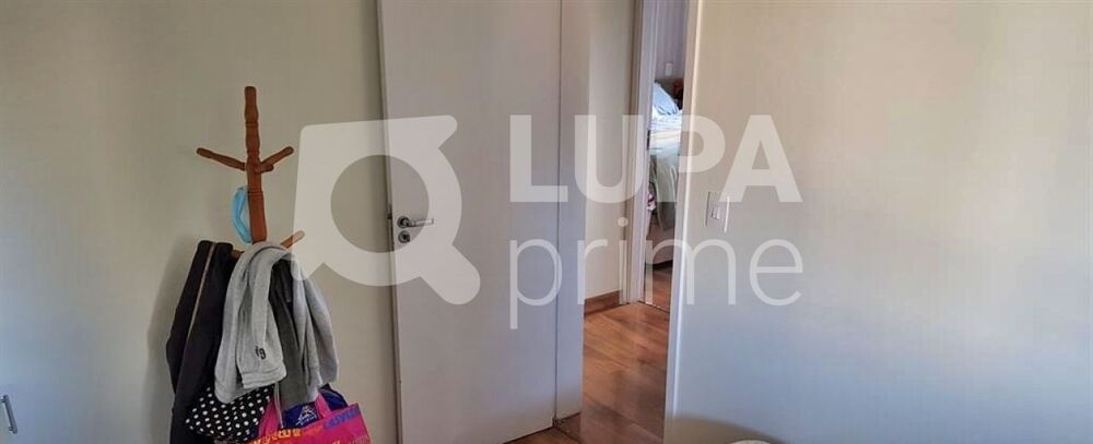 Apartamento à venda com 3 quartos, 97m² - Foto 1