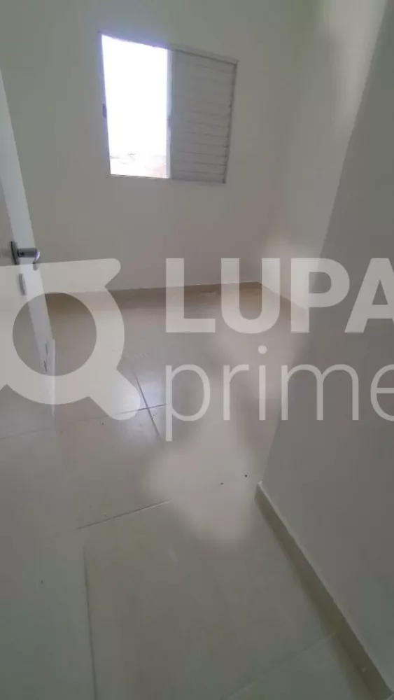 Casa à venda com 2 quartos, 58m² - Foto 12