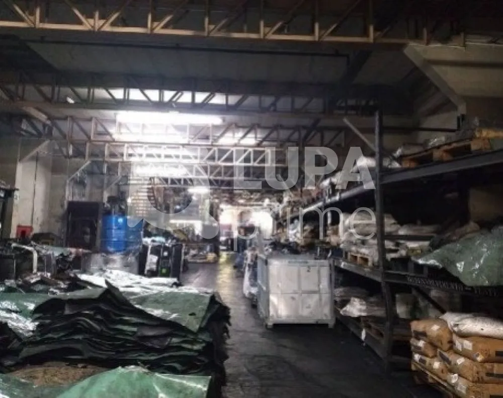 Depósito-Galpão, 3200 m² - Foto 2