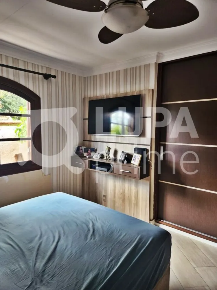 Casa, 4 quartos, 326 m² - Foto 11