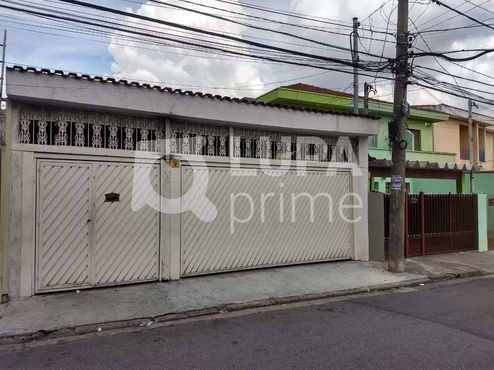 Casa para alugar com 3 quartos, 200m² - Foto 1