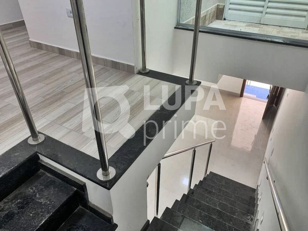 Casa à venda com 3 quartos, 140m² - Foto 3