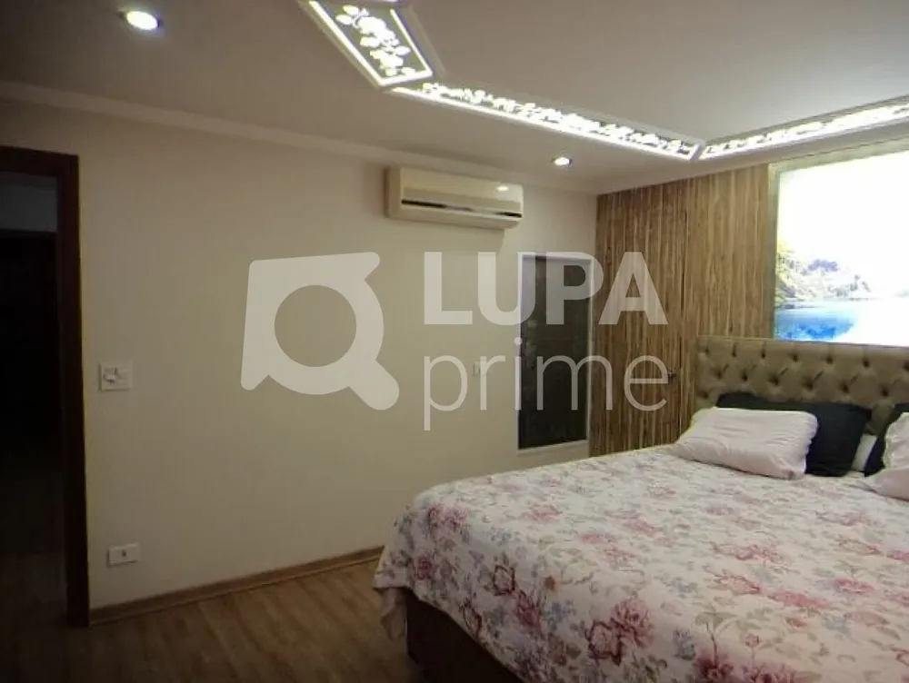 Casa, 3 quartos, 246 m² - Foto 10