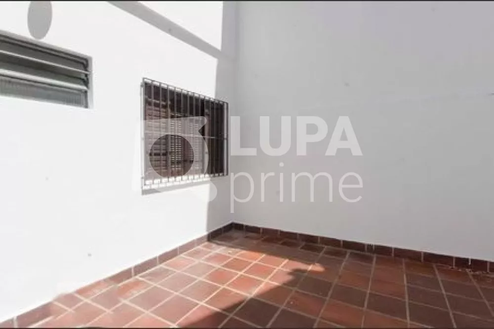 Casa à venda com 3 quartos, 330m² - Foto 3