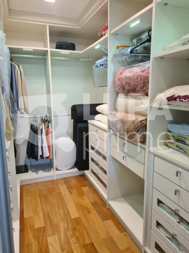 Apartamento, 4 quartos, 228 m² - Foto 1
