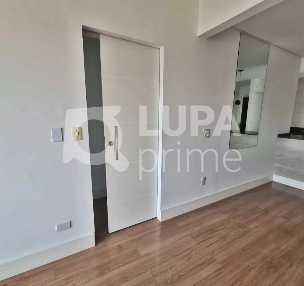 Apartamento à venda com 2 quartos, 67m² - Foto 2